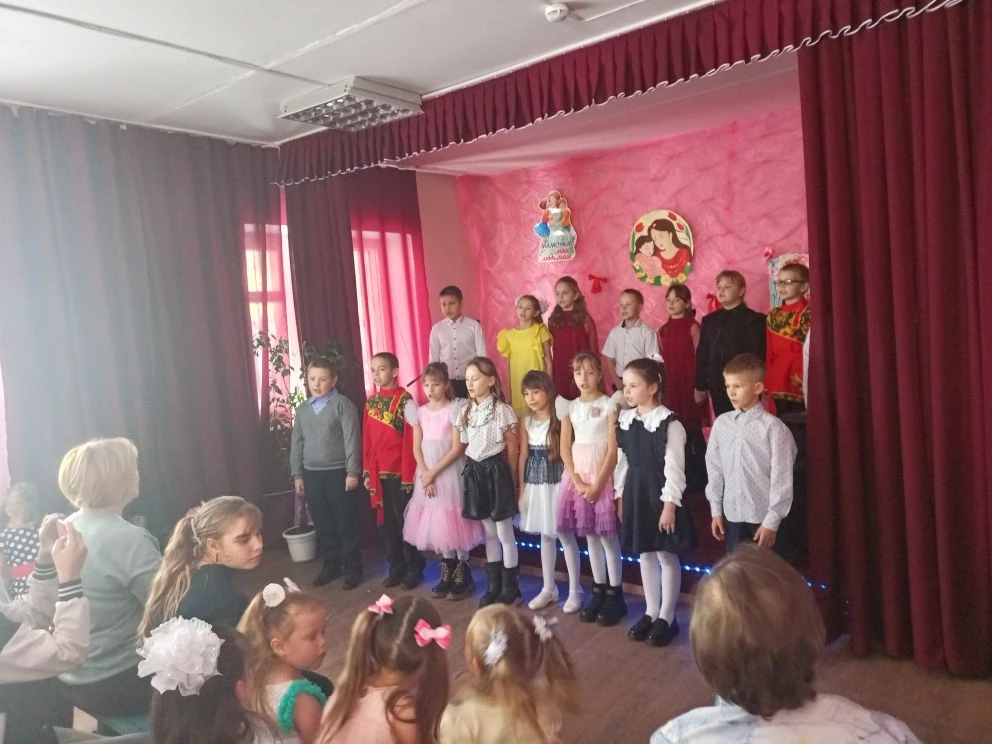 концерт к дню матери.